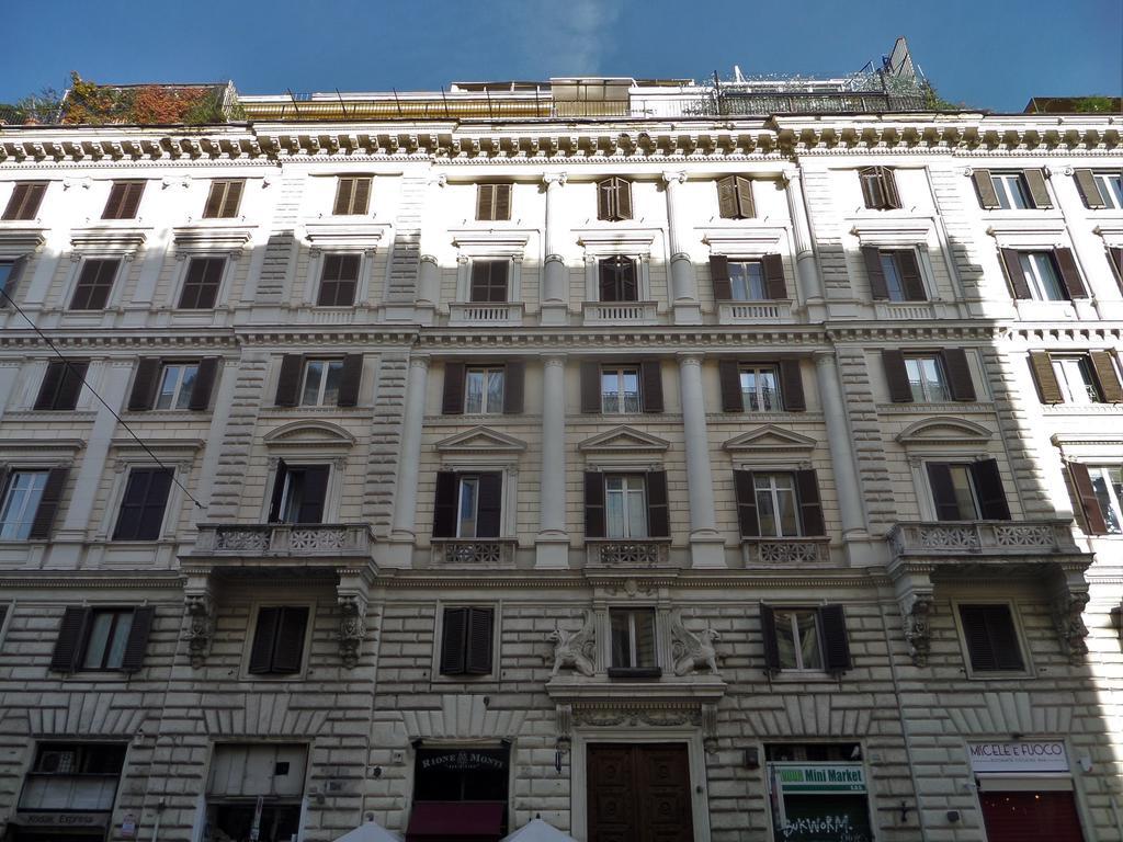 325 Rooms Ai Fori Roma Exterior foto